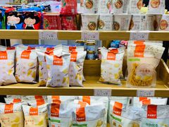 零售区-良品铺子(五角场万达店)