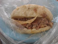 黄老太牛肉烧饼-老西关黄老太牛肉烧饼