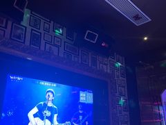 -温莎KTV(珠江路店)
