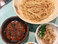 香菇肉酱面-刘氏三和面馆