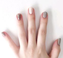 -Pink You美甲美睫纹绣定制中心