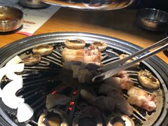 -老炉家木炭烤肉(长江国际店)