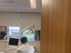 -上海仁爱医院口腔科 · 种植
