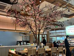 -蜜桃餐厅·伴山(湖滨商业街店)