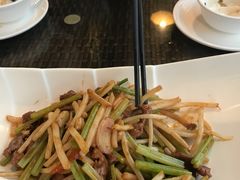 -东馆和天下特色餐饮(工农店)