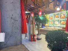 -鱼窝棚柴火铁锅炖(富山屯店)