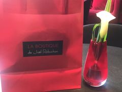 -Salon de The de Joel Robuchon(外滩18号店)