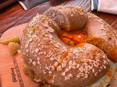 -Catch Bagel(芳草地店)