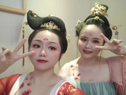 -盘子女人坊生日照·摄影馆(华强店)