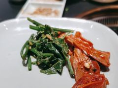 -梨花甄选自助烤肉(小寨原力场店)