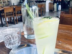 -喜洲吧·江畔老船厂·庭院餐厅(喜临院店)