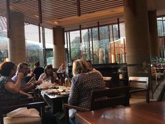-松山湖凯悦酒店·Café自助餐厅·周末火舞秀表演