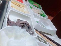-海底捞火锅鲜切牛肉主题店(长寿路店)