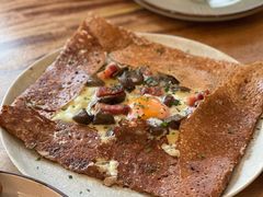 鸡蛋蘑菇熏肉荞麦可丽饼-RAC BAR(安福路店)