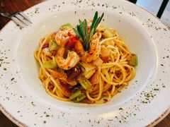 鲜虾蒜辣意面-小食院简餐厅