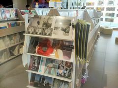 -浣熊唱片店(上海影城店)