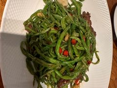 -石榴红了·非遗酥皮烤包子·新疆菜(瑞豪店)