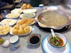 -光头药膳鸡(莱茵小镇店)