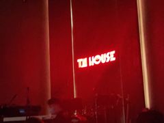 -TZ House音乐现场(来福士中心店)