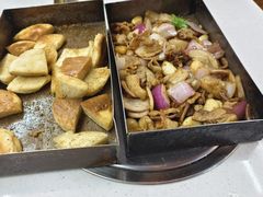 -老东镇啤酒屋海鲜加工·蒸汽海鲜·海鲜烧烤(台东店)