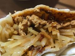 -合合春饼·酱骨·东北菜(潘家园店)