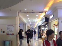 -鸿通城购物中心