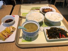 -老乡鸡(上海品尊国际中心店)