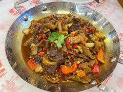 -堂瓦里·33年传统赣菜(第一街区店)