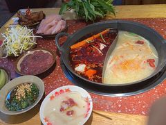 -赵美丽·重庆社区火锅·直营店(火车东站·中豪国际店)