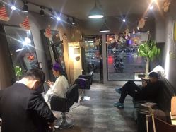 -茶发Salon·烫发染发理发