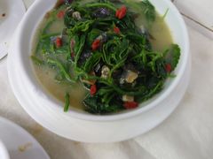 上汤皮蛋浸桑叶-醉贤居