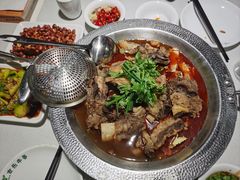 -老王全牛宴·鲜牛肉牛杂火锅(总店)
