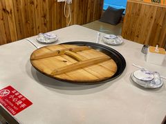 -小火炕铁锅炖鱼