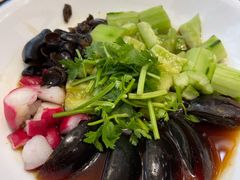 -香山湖家家宴(中山陵店)