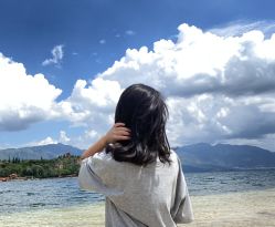 -FRIDAY星期五专业美发沙龙