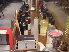 -银米·云南传统过桥米线(双廊黑金冠店)