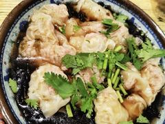 招牌野馄炖-老谢野馄饨(延安路店)