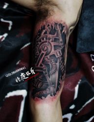 -暗夜tattoo纹身工作室