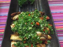 -香巴拉云南餐厅(华莱坞店)