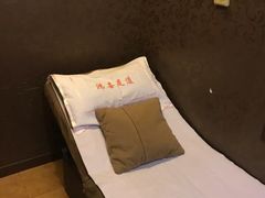 -鸿喜足健康足道采耳艾灸(南纬路店)