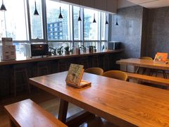 -蔚来中心(北京中关村店)