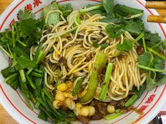 -叶伟胡辣壳面(两路口店)