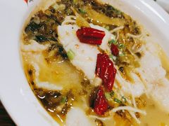 老坛酸菜鱼饭-南城香(北京南站店)