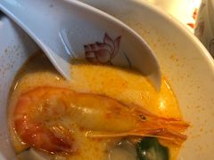 -大头虾越式风味餐厅(光明广场店)