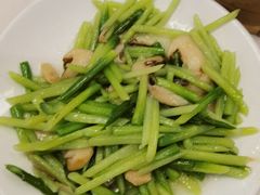 -九花山烤鸭店