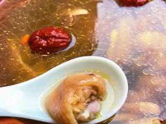 跑山鸡土鸡肉-有红鸡毛店·川菜(建设路店)