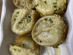 -小杨生煎(金山百联购物中心3楼店)