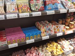 零售区-良品铺子(白云新世界店)