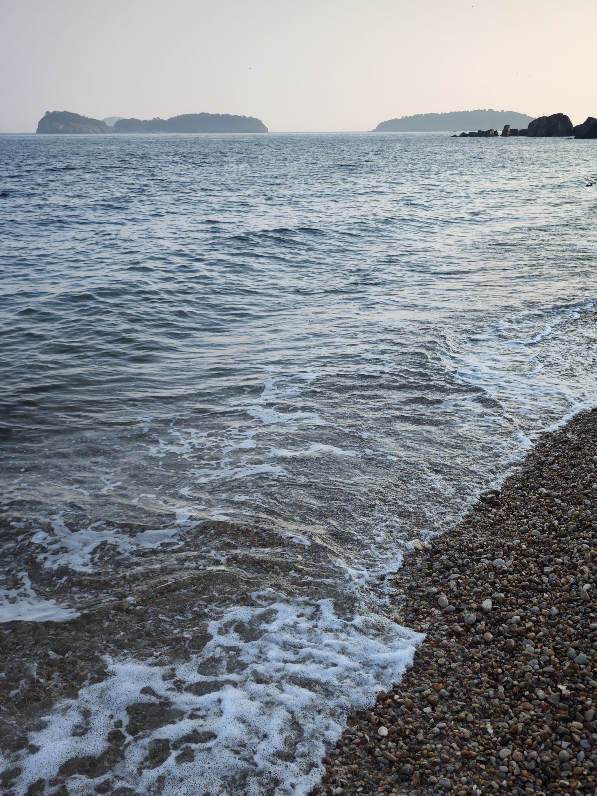 大连小众海滩98付家庄小岗秀月湾亲海栈道