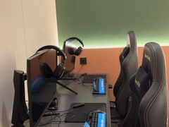 -懒鹿智能电竞酒店(蜀汉路店)